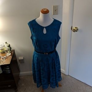 Teal Dress w/ Lace Overlay (Size 16)